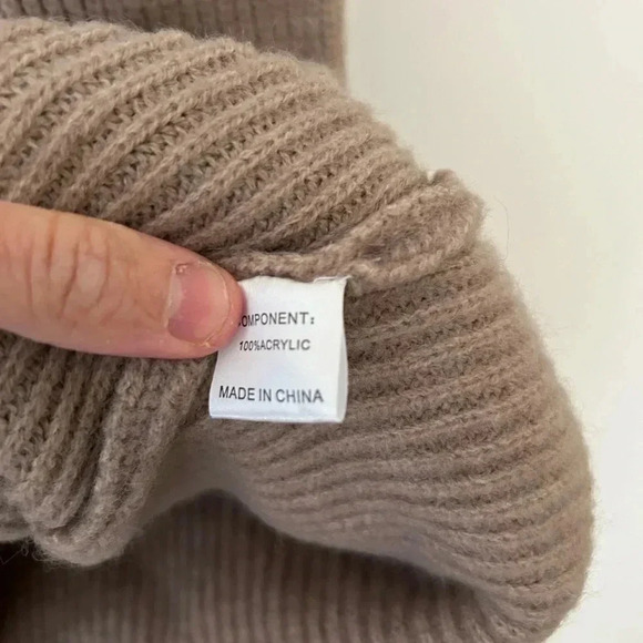 Little White House crewneck knit  sweater - Picture 9 of 12